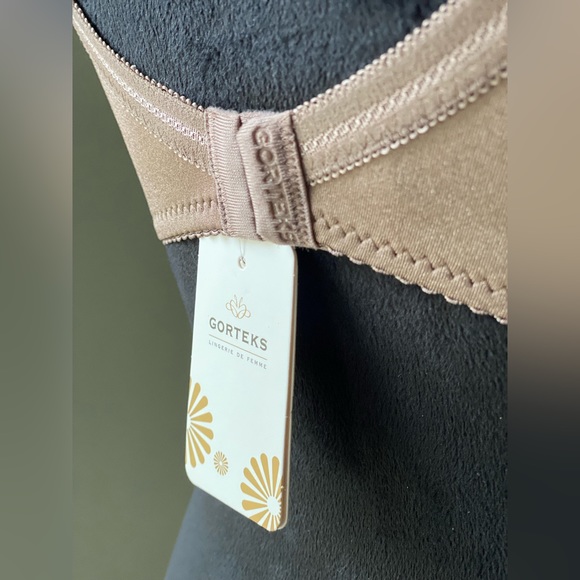 NWT Gorteks Lace Underwire Demi Bra in Mocha - Picture 4 of 14